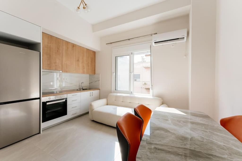 New Center Near Metro * Athens