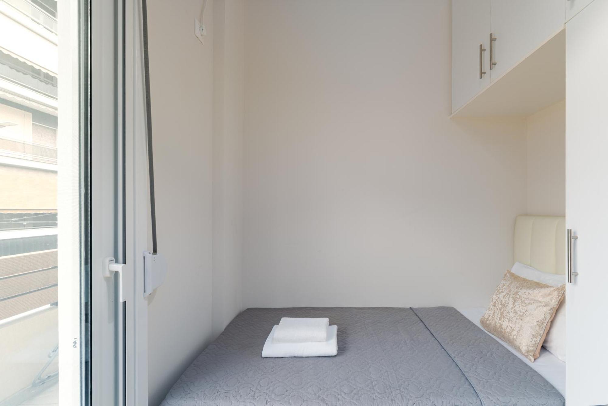 New Center Near Metro Apartment Athens